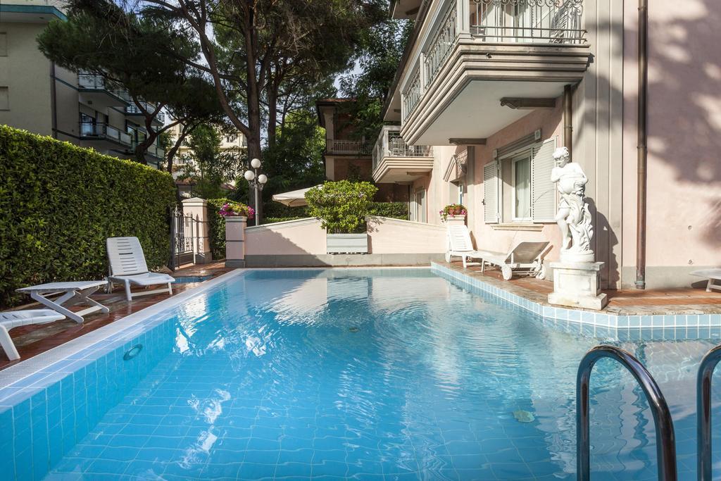 Residenza Villa Lidia Riccione Exterior photo