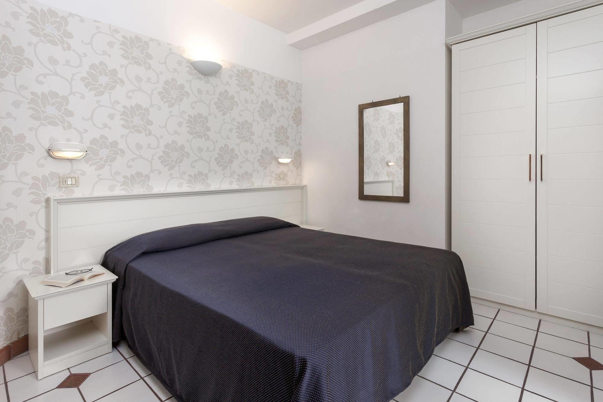 Residenza Villa Lidia Riccione Exterior photo