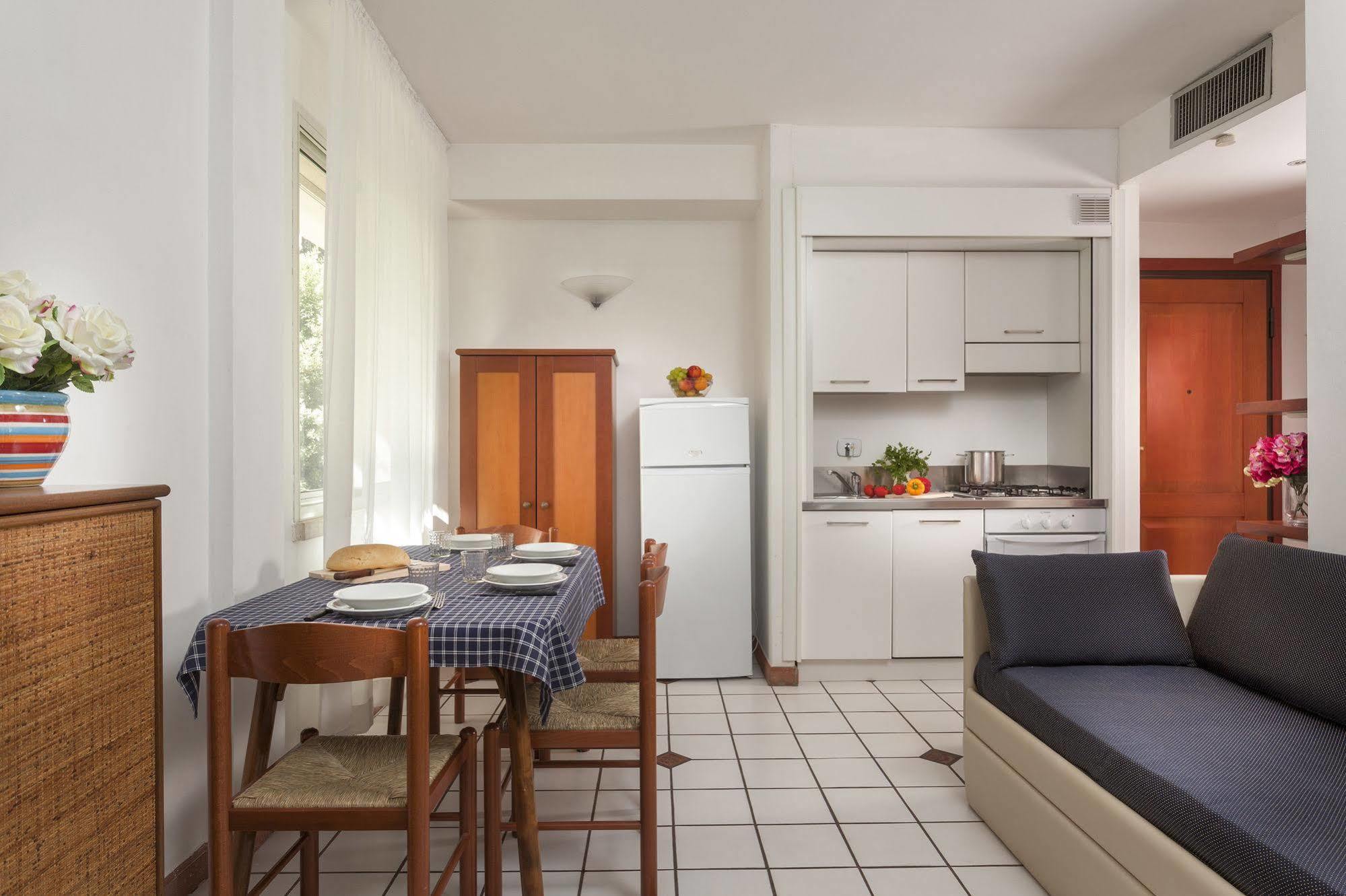 Residenza Villa Lidia Riccione Exterior photo